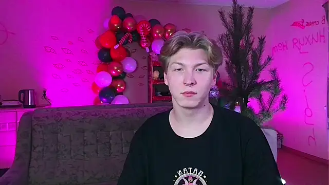 TheMikeSever online show from January 3, 7:39 pm