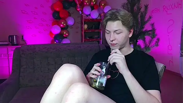 TheMikeSever online show from January 4, 7:55 pm