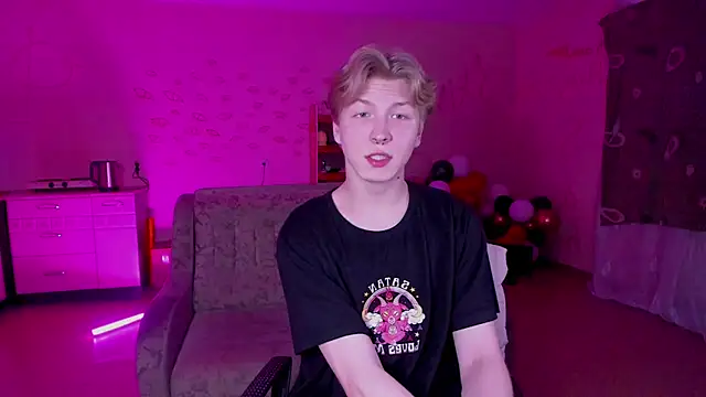 TheMikeSever online show from January 19, 6:53 pm