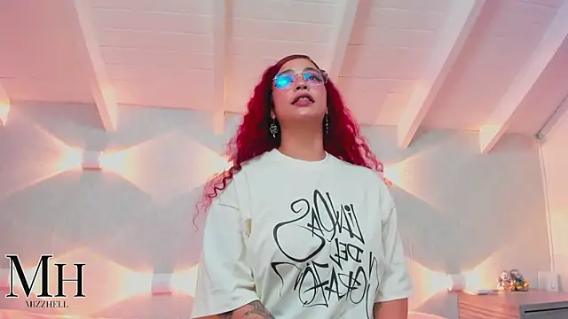 MizzHell online show from February 21, 4:02 am