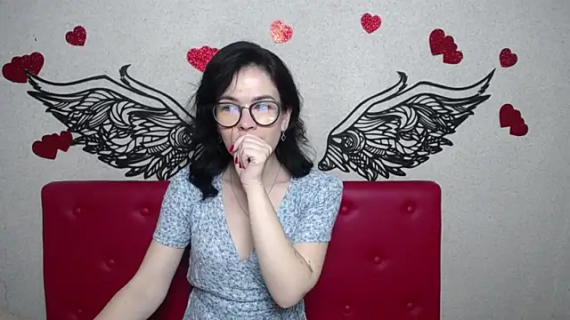 Snapshot of JasmineKouch chatting on March 17, 12:30 am JasmineKouch online show from March 17, 12:30 am