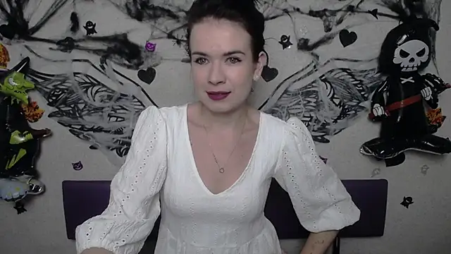 Snapshot of JasmineKouch chatting on October 26, 6:41 am JasmineKouch online show from October 26, 6:41 am