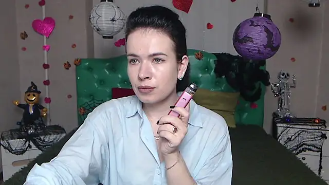 Snapshot of JasmineKouch chatting on November 16, 7:03 am JasmineKouch online show from November 16, 7:03 am