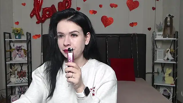 Snapshot of JasmineKouch chatting on February 17, 6:14 pm JasmineKouch online show from February 17, 6:14 pm