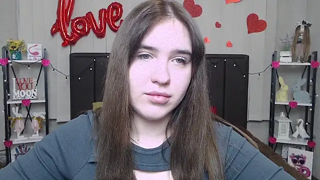 LauraHlot online show from February 23, 12:30 am