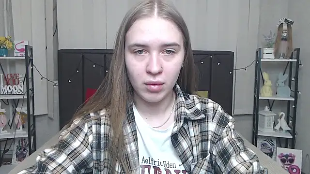 LauraHlot online show from September 11, 6:24 am