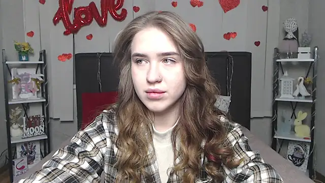 LauraHlot online show from February 23, 6:11 am