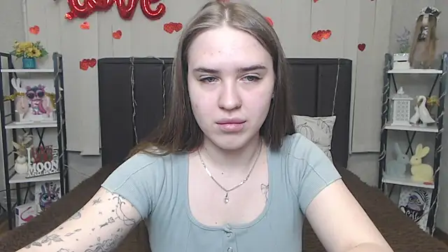Snapshot of LauraHlot chatting on May 9, 5:29 pm LauraHlot online show from May 9, 5:29 pm