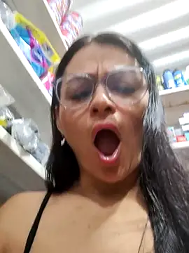 Linda Lars online show from December 2, 2:50 am