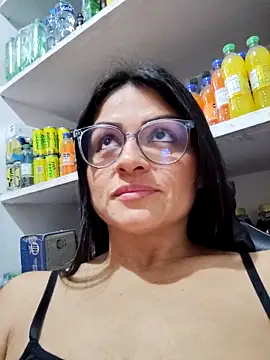 Snapshot of Linda_Lars chatting on February 11, 2:16 am Linda Lars online show from February 11, 2:16 am