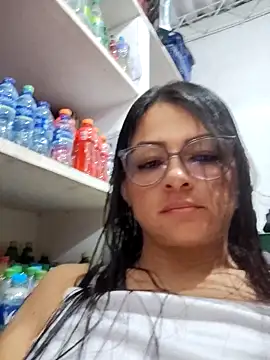 Snapshot of Linda_Lars chatting on February 13, 2:18 am Linda Lars online show from February 13, 2:18 am