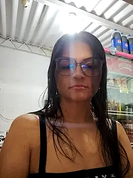 Snapshot of Linda_Lars chatting on February 27, 2:22 am Linda Lars online show from February 27, 2:22 am