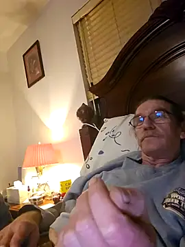 coolbrease10 online show from December 7, 11:07 am