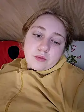 AnastasiaSky19 online show from November 11, 6:35 am