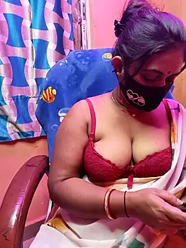 Snapshot of nisha_baby2 chatting on April 18, 7:07 pm nisha baby2 online show from April 18, 7:07 pm