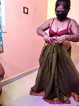 Snapshot of nisha_baby2 chatting on May 2, 12:59 am nisha baby2 online show from May 2, 12:59 am