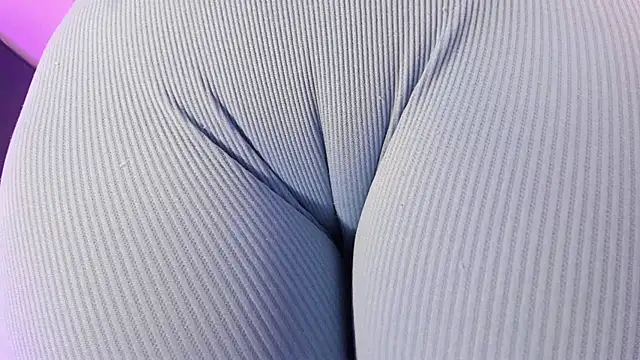 cloehonney online show from March 11, 12:11 am