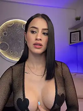 Snapshot of SarahhSmitth1 chatting on February 17, 10:47 pm SarahhSmitth1 online show from February 17, 10:47 pm