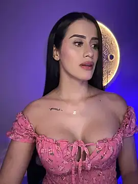 Snapshot of SarahhSmitth1 chatting on September 20, 11:28 pm SarahhSmitth1 online show from September 20, 11:28 pm