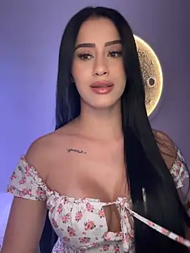 Snapshot of SarahhSmitth1 chatting on October 9, 12:19 am SarahhSmitth1 online show from October 9, 12:19 am