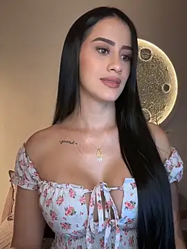 Snapshot of SarahhSmitth1 chatting on November 26, 4:41 pm SarahhSmitth1 online show from November 26, 4:41 pm