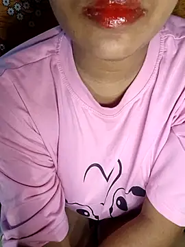 Snapshot of Ralisha_Rani chatting on June 2, 7:05 pm Ralisha Rani online show from June 2, 7:05 pm