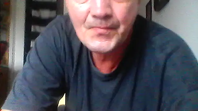 Snapshot of Bigpenis6y chatting on September 22, 9:33 am Bigpenis6y online show from September 22, 9:33 am