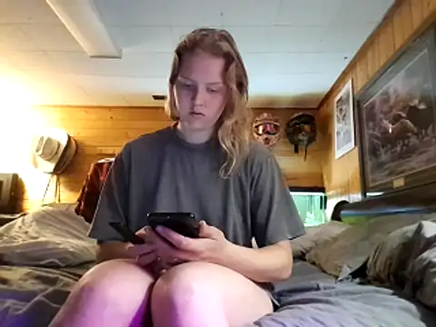 Snapshot of Ryan_and_Aurora chatting on May 25, 10:27 pm Ryan and Aurora online show from May 25, 10:27 pm