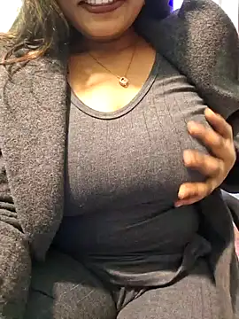 Snapshot of N-Natasha chatting on December 31, 5:18 pm N-Natasha online show from December 31, 5:18 pm