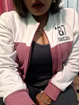 Snapshot of N-Natasha chatting on January 9, 12:03 am N-Natasha online show from January 9, 12:03 am