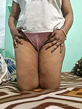 Snapshot of N-Natasha chatting on January 12, 2:24 am N-Natasha online show from January 12, 2:24 am