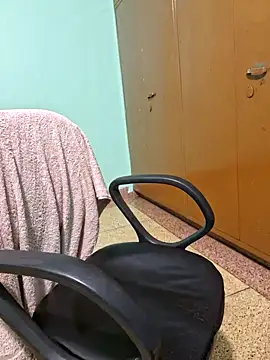 Snapshot of N-Natasha chatting on January 23, 6:17 am N-Natasha online show from January 23, 6:17 am