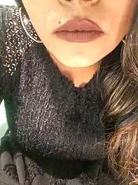 Snapshot of N-Natasha chatting on February 6, 7:18 pm N-Natasha online show from February 6, 7:18 pm