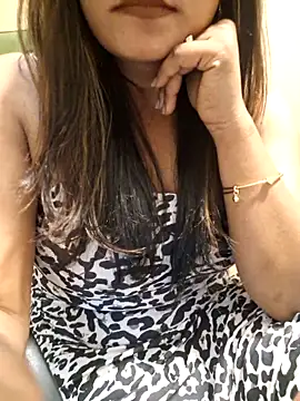 Snapshot of N-Natasha chatting on March 4, 12:50 am N-Natasha online show from March 4, 12:50 am