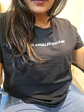 Snapshot of N-Natasha chatting on March 17, 12:04 pm N-Natasha online show from March 17, 12:04 pm