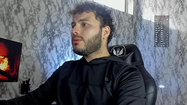 Snapshot of Mrr_Salvatore chatting on July 25, 2:14 pm Mrr Salvatore online show from July 25, 2:14 pm
