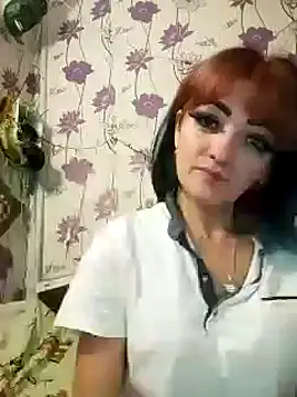 Snapshot of SweetLeila40 chatting on December 25, 1:31 am SweetLeila40 online show from December 25, 1:31 am