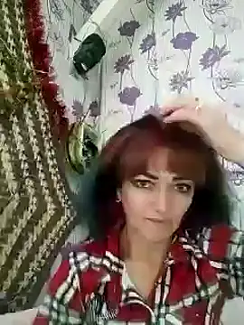 Snapshot of SweetLeila40 chatting on December 27, 10:12 am SweetLeila40 online show from December 27, 10:12 am