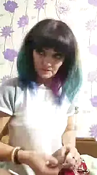 Snapshot of SweetLeila40 chatting on January 20, 3:04 am SweetLeila40 online show from January 20, 3:04 am