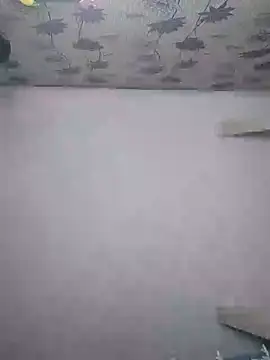 Snapshot of SweetLeila40 chatting on September 11, 10:43 pm SweetLeila40 online show from September 11, 10:43 pm