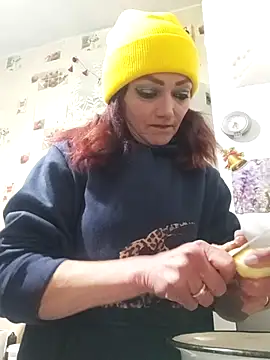 SweetLeila40 online show from April 10, 5:28 pm