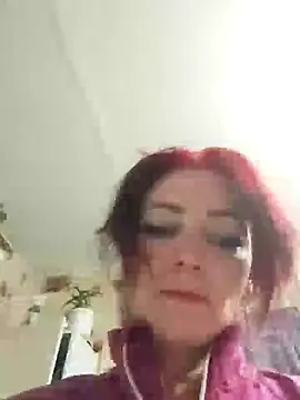 Snapshot of SweetLeila40 chatting on May 15, 7:43 pm SweetLeila40 online show from May 15, 7:43 pm