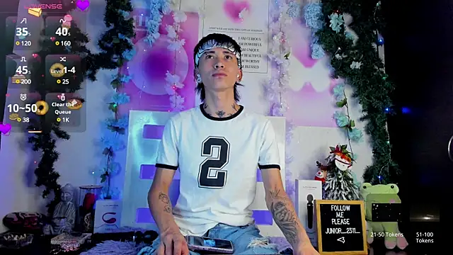 juniior 2311  online show from January 16, 10:02 pm