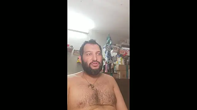 Snapshot of BISEXGOOD777 chatting on April 29, 10:16 pm BISEXGOOD777 online show from April 29, 10:16 pm