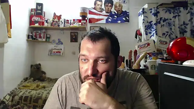Snapshot of BISEXGOOD777 chatting on June 24, 7:46 pm BISEXGOOD777 online show from June 24, 7:46 pm