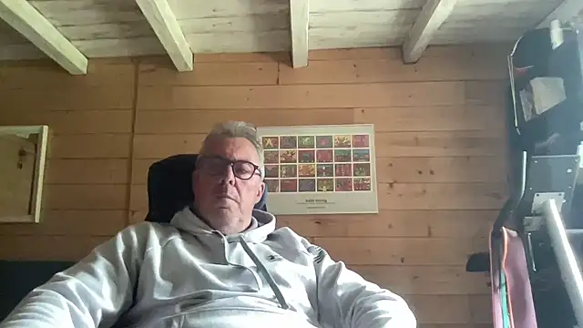 Snapshot of lelohop chatting on May 19, 11:49 am lelohop online show from May 19, 11:49 am