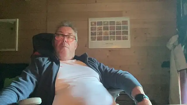 Snapshot of lelohop chatting on May 27, 6:21 am lelohop online show from May 27, 6:21 am