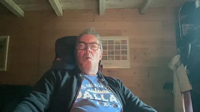 Snapshot of lelohop chatting on May 28, 6:10 am lelohop online show from May 28, 6:10 am