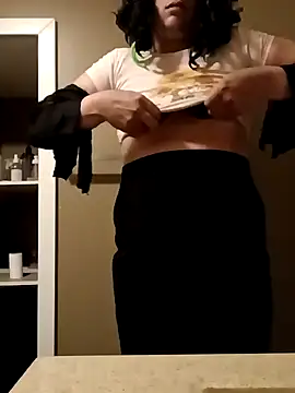 Snapshot of Xiqeilith chatting on December 3, 10:39 am Xiqeilith online show from December 3, 10:39 am