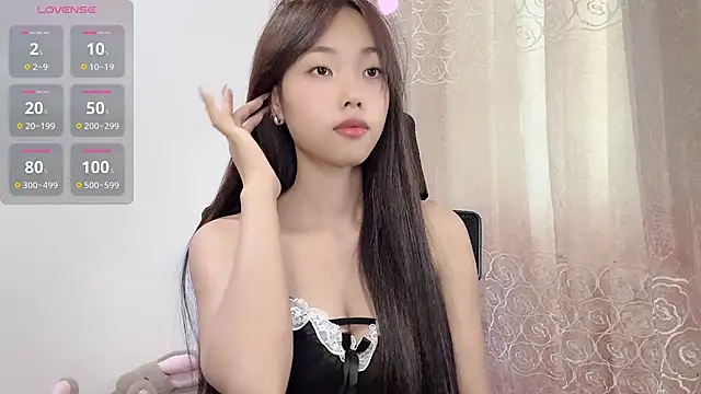 Snapshot of Lvy--v chatting on September 12, 1:38 am Lvy--v online show from September 12, 1:38 am